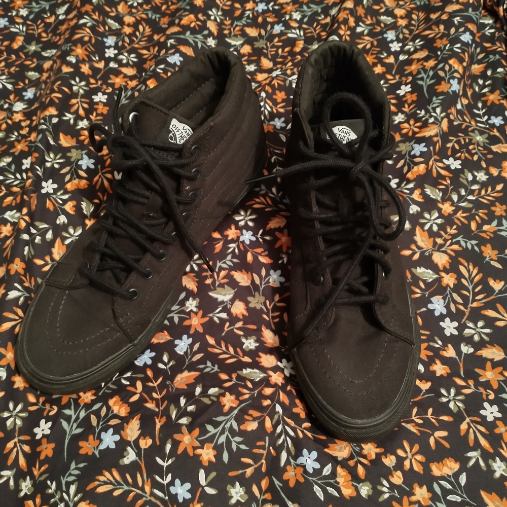 Black Unisex Vans Skateboard Shoes
